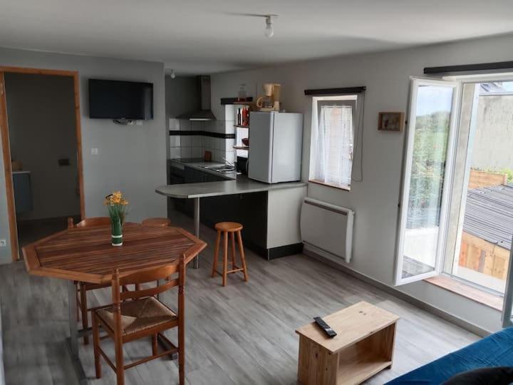 Appartement Poisson à Isigny-sur-Mer Extérieur photo